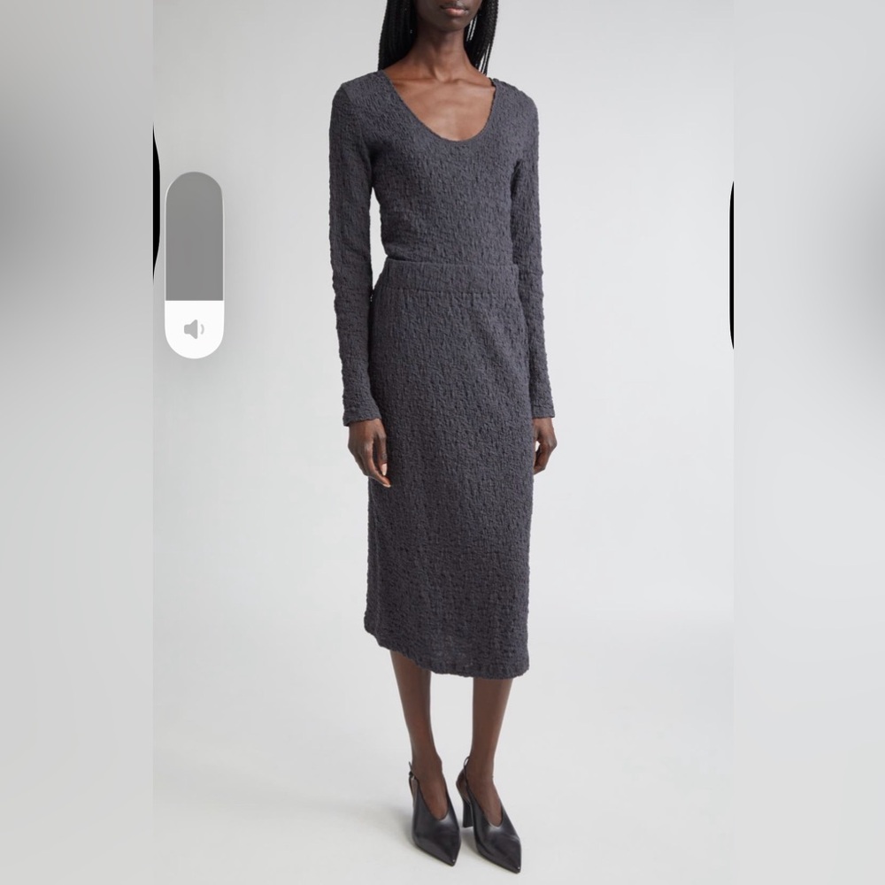 Vince Women's Gray Long Sleeve Scoop Neck Top Graphite Small - Picture 2 of 6